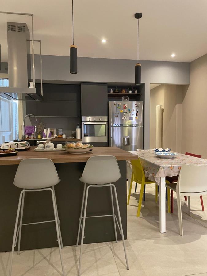 Samcri Luxury Home Катания Екстериор снимка