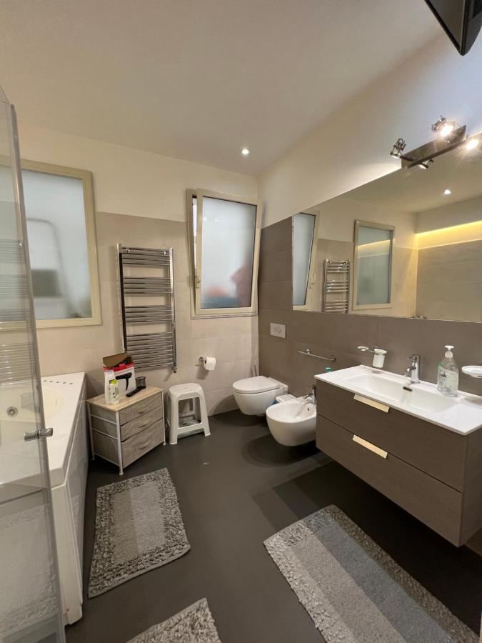 Samcri Luxury Home Катания Екстериор снимка