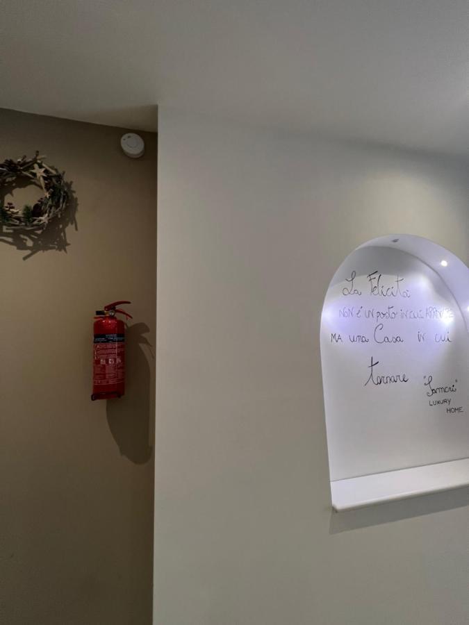 Samcri Luxury Home Катания Екстериор снимка